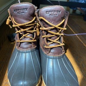 Sperry duck boots
